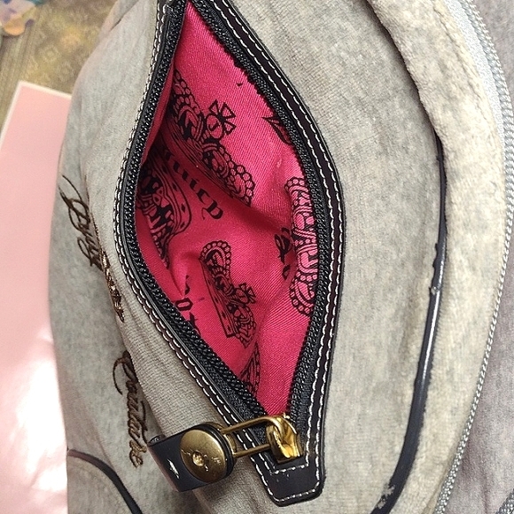 Juicy Couture Y2K Gray Velour Backpack - Picture 12 of 16